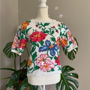 Vintage floral sweater short sleeve top size small